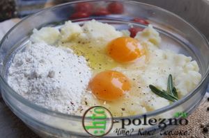 зразы картофельные с яйцом