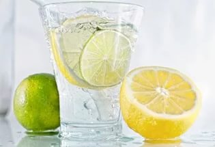 Вода с лимоном...